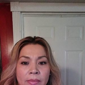 Meet your Posher, Alma